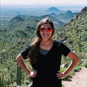 Meet your Posher, Carly